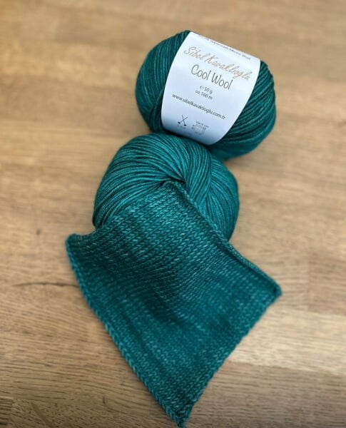 Cool Wool by Sibel Kavaklıoğlu 06 Yeşil %100 Merino Yünü İpi