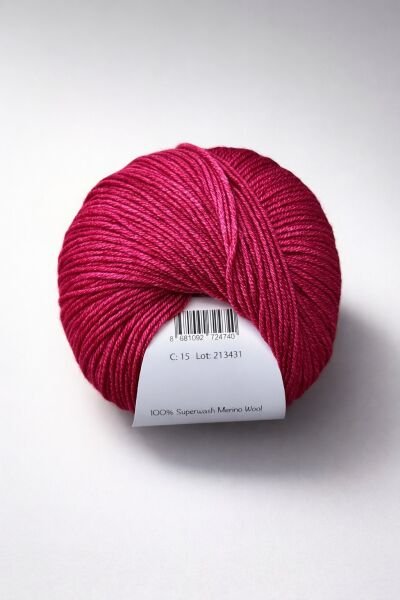 Cool Wool by Sibel Kavaklıoğlu 15 Vişne %100 Merino Yünü İp