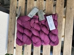 Mor Şal Yeni Kitler